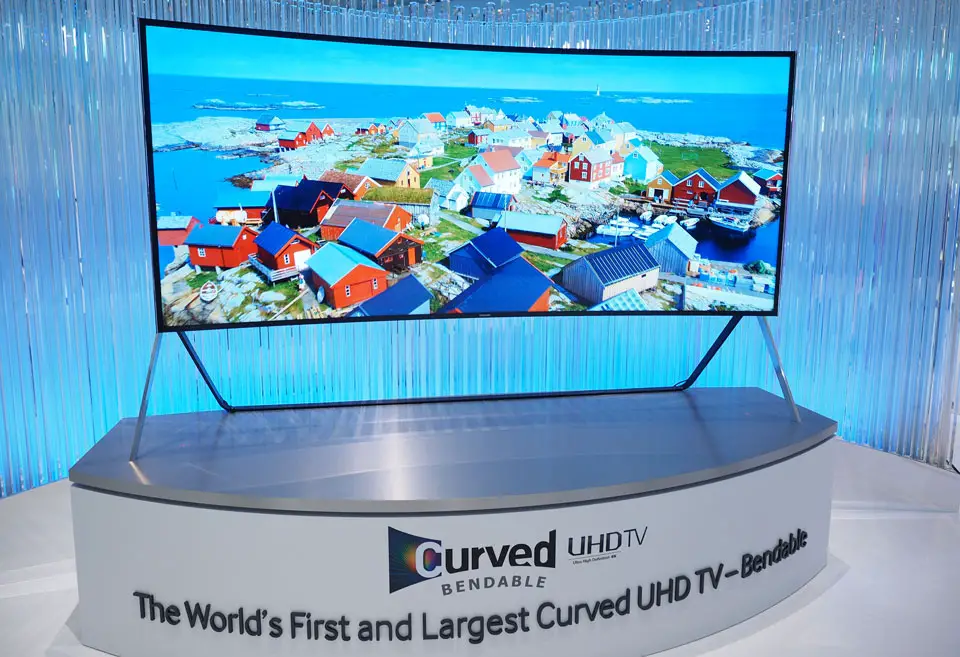 Samsung 105 Inch Bendable TV